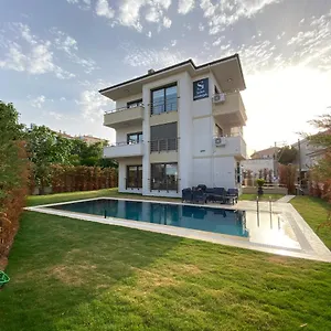 Suites Gundogdu Aparthotel