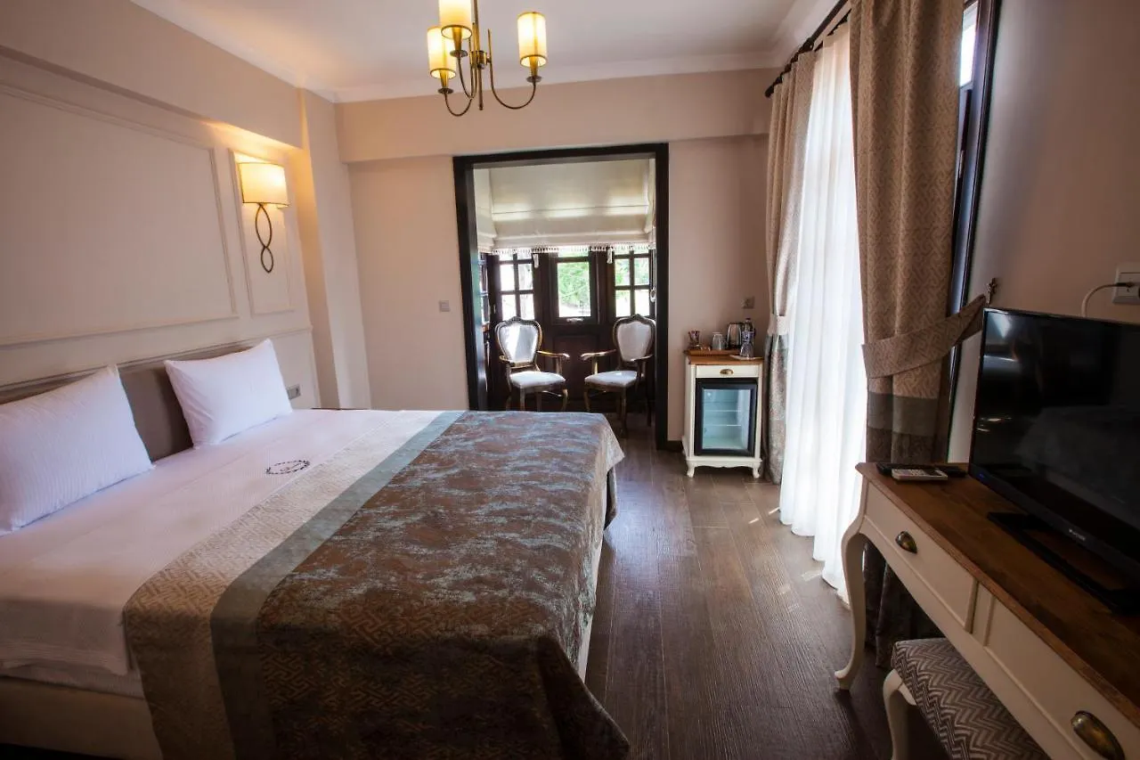 Livia Garden Hotel 셀주크